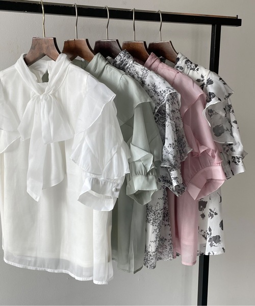 one way（ワンウェイ）の「ラメオーガンリボンタイブラウス（シャツ/ブラウス・レディース・ピンク/グリーン/ホワイト/ホワイト系その他/ベージュ系その他・FREE）」の6枚目の写真