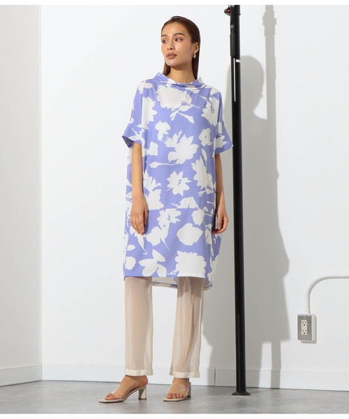 Settimissimo(セッティミッシモ)の「フラワーモチーフプリントチュニックワンピース(ワンピース・レディース・ラベンダー/ブラック・FREE)」の9枚目の写真