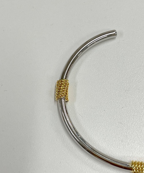 SHENERY（シーナリー）の「【WEB限定】メタルゴールドポイントバングル（バングル/リストバンド・レディース・シルバー・FREE）」の7枚目の写真