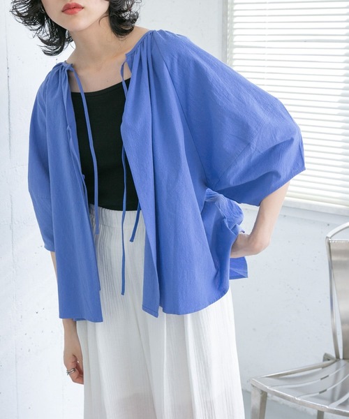 KBF（ケイビーエフ）の「前後2WAYボリュームブラウス（シャツ/ブラウス・レディース・オフホワイト/ミント/ブルー/ダークブラウン・ONE）」の5枚目の写真