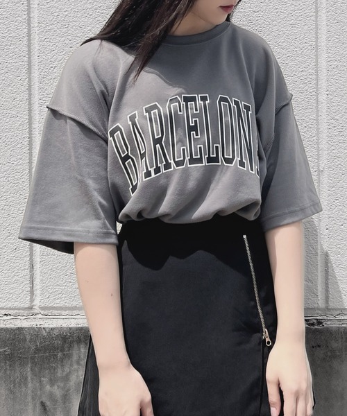 Figments(フィグメンツ)の「BARCELONA Tシャツ(Tシャツ/カットソー・レディース・ダークグレー/ブラック・FREE)」の3枚目の写真