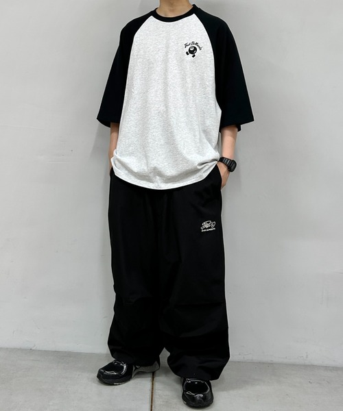 WHO'S WHO gallery(フーズフーギャラリー)の「COOPER FACTビリヤードラグラン半袖ビッグTEE(Tシャツ/カットソー・レディース・ブラック×ホワイト/ブラック×グレー/ネイビー×ホワイト・FREE)」の19枚目の写真