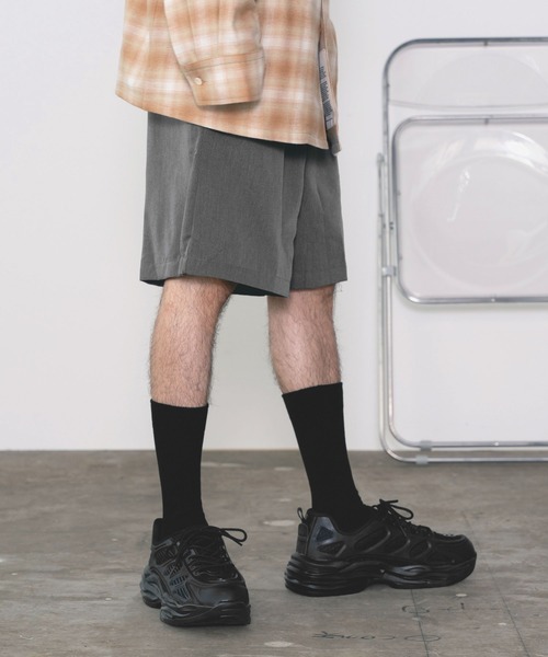 Theater code（シアターコード）の「tuck short/タックショーツ（スラックス・メンズ・ブラック/ダークグレー・S/M/L）」の18枚目の写真