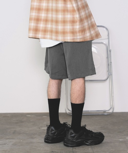 Theater code（シアターコード）の「tuck short/タックショーツ（スラックス・メンズ・ブラック/ダークグレー・S/M/L）」の19枚目の写真