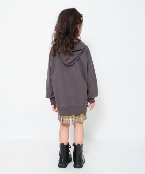 BRANSHES（ブランシェス）の「フード付きミニ丈ワンピース（ワンピース・キッズ・チャコールグレー/キナリ・90/130/150/100/120/140/110）」の6枚目の写真