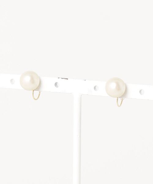 itam(アイタム)の「【itam】アイタム/ ステンレス 1粒パール ノンホールピアス M (パールサイズ 0.8CM)/ 金属アレルギー対応/結婚式(イヤリング・レディース・ゴールド・FREE)」の8枚目の写真