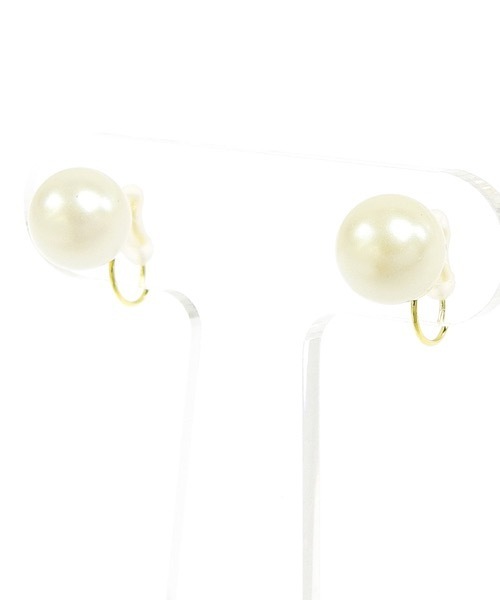 itam(アイタム)の「【itam】アイタム/ ステンレス 1粒パール ノンホールピアス M (パールサイズ 0.8CM)/ 金属アレルギー対応/結婚式(イヤリング・レディース・ゴールド・FREE)」の7枚目の写真