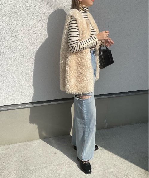 y/m by misato（イムバイミサト）の「袖ボタンハイネックニットトップス（ニット/セーター・レディース・ブルー/ブラック/マルチ/アイボリー・FREE）」の9枚目の写真