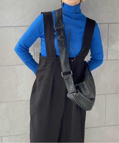 y/m by misato（イムバイミサト）の「袖ボタンハイネックニットトップス（ニット/セーター・レディース・ブルー/ブラック/マルチ/アイボリー・FREE）」の15枚目の写真