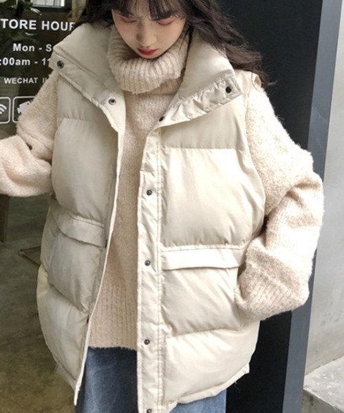 Ritzy（リッツィー）の「オーバーサイズ スタンドカラー エコダウンベスト（ダウンベスト・レディース・ブラック/ホワイト・M/L）」の15枚目の写真