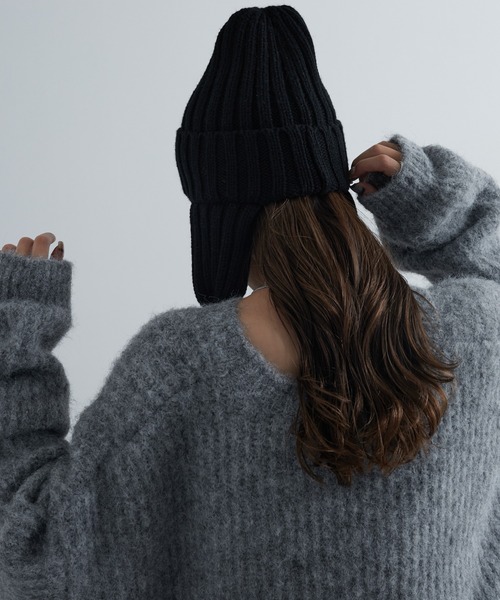 COLONY 2139（コロニートゥーワンスリーナイン）の「耳あて付き