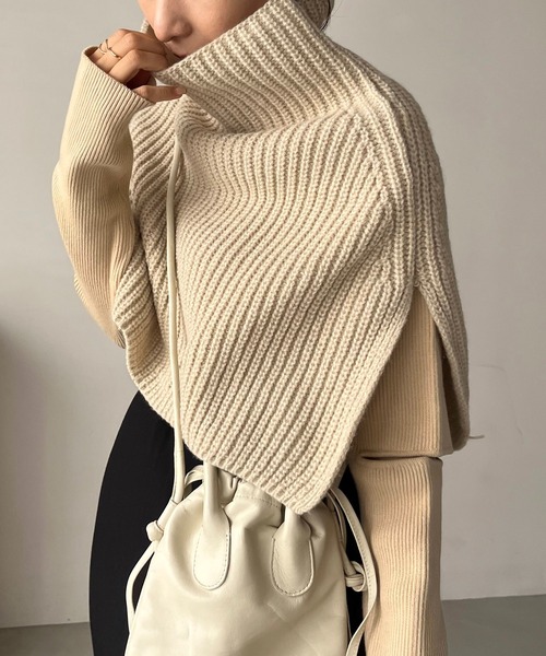 CAPRICIEUX LE'MAGE（カプリシューレマージュ）の「ニットケープ（マフラー・レディース・ベージュ/レッド/ブラック・FREE）」の21枚目の写真