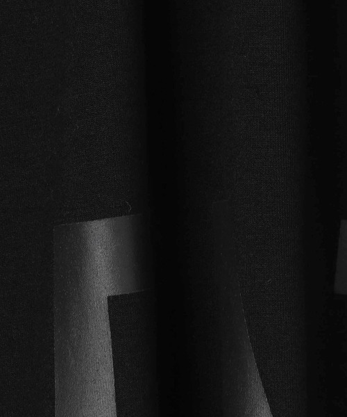 HIDEAWAYS NICOLE(ハイダウェイニコル)の「ダンボールニットロゴプリントプルオーバーパーカー(パーカー・メンズ・オフホワイト/ブラック/ベージュ/チェック・MEDIUM/LARGE/X-LARGE)」の12枚目の写真