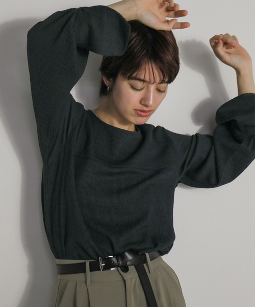 セール】【ZOZO限定】シャーリングスリットカフストップス（Tシャツ