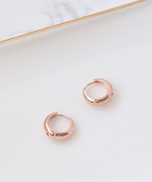 Three Four Time(スリーフォータイム)の「プレーンワンタッチピアス(ピアス(両耳用)・レディース・シルバー/ピンクゴールド/ゴールド・FREE)」の3枚目の写真