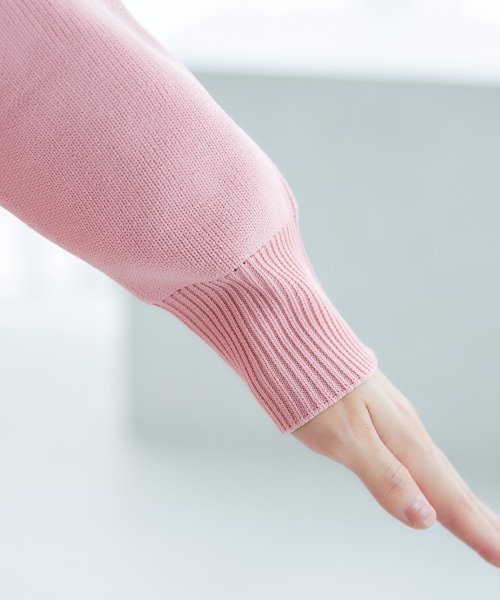 miclat（ミクラ）の「大きいサイズ　Vネックオーバーサイズニット　miclat（ニット/セーター・レディース・ネイビー/ライトピンク・4L/5L/3L/LL/L）」の15枚目の写真