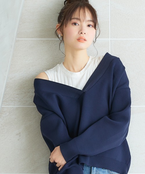 miclat（ミクラ）の「大きいサイズ　Vネックオーバーサイズニット　miclat（ニット/セーター・レディース・ネイビー/ライトピンク・4L/5L/3L/LL/L）」の12枚目の写真