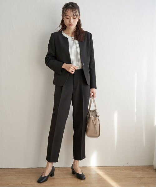 IKKA LOUNGE(イッカラウンジ)の「【洗濯機で洗える/フォーマル対応】ウォッシャブルテーパードパンツ【セットアップ対応】(その他パンツ・レディース・スモークグレー/ブラック/ネイビー・S/XL/L/M)」の11枚目の写真