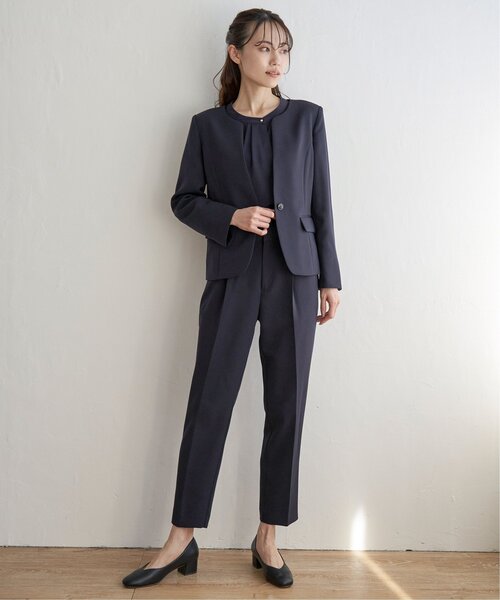 IKKA LOUNGE(イッカラウンジ)の「【洗濯機で洗える/フォーマル対応】ウォッシャブルテーパードパンツ【セットアップ対応】(その他パンツ・レディース・スモークグレー/ブラック/ネイビー・S/XL/L/M)」の13枚目の写真