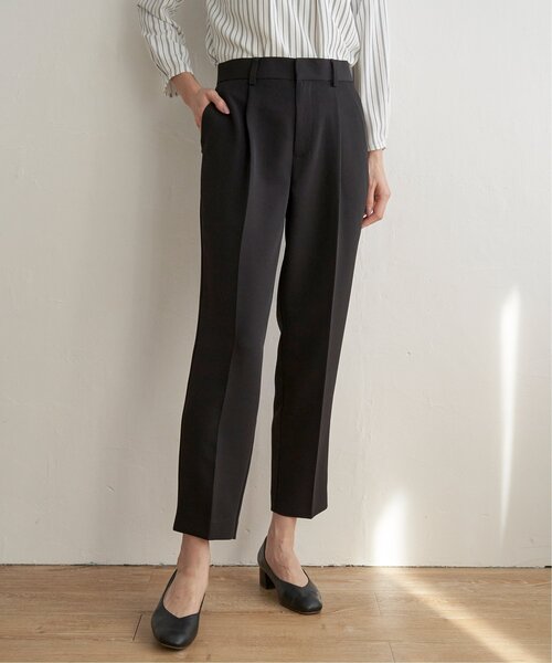 IKKA LOUNGE(イッカラウンジ)の「【洗濯機で洗える/フォーマル対応】ウォッシャブルテーパードパンツ【セットアップ対応】(その他パンツ・レディース・スモークグレー/ブラック/ネイビー・S/XL/L/M)」の16枚目の写真
