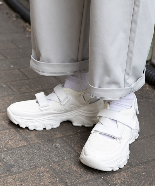 LAKOLE（ラコレ）の「ベルトスニーカー[MENS] / 100190（スニーカー・メンズ・ブラック/ホワイト・MEDIUM/LARGE）」の18枚目の写真