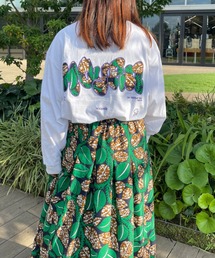 <moyan ecri>パッチ刺繍"moyan"グラフロングTシャツ