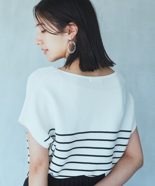 THE SHOP TK （ザ ショップ ティーケー ）の「◆【UVケア/アンチピリング/さらさら/洗える/WEB限定有】美人フレンチニット（ニット/セーター・レディース・ネイビー/ホワイト系5/オフホワイト/オレンジ系/グリーン/ブラウン系その他/スモーキーグリーン系9/ブルー系5・12/13）」の2枚目の写真