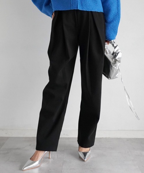 タックテーパードパンツ（その他パンツ）｜Rashik（ラシク）