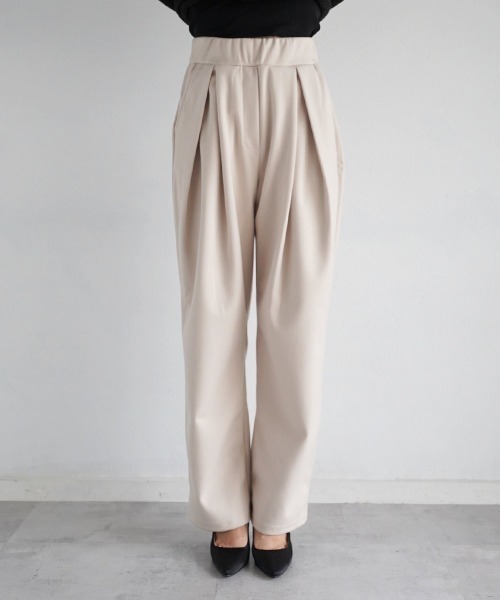 タックテーパードパンツ（その他パンツ）｜Rashik（ラシク）