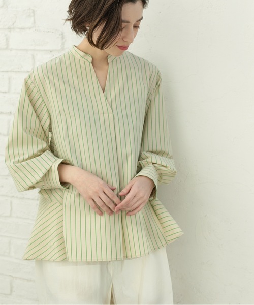 OPAQUE.CLIP（オペークドットクリップ）の「◆バックフリルスキッパーシャツブラウス／ストライプ柄アソート【洗濯機洗い可／UVケア】（シャツ/ブラウス・レディース・ホワイト/ベージュ系その他5/ライトブルー/ホワイト系3・42/40/38/36）」の22枚目の写真