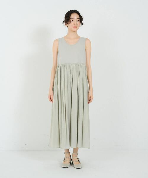 conges payes ADIEU TRISTESSE（コンジェ ペイエ アデュートリステス）の「2重布帛ノースリーブワンピース（ワンピース・レディース・アイボリー/ブルーグレー/ブラック/ライトグレー・FREE）」の9枚目の写真