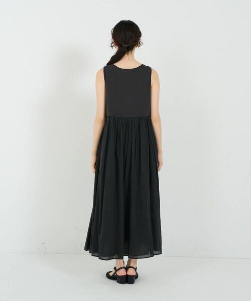 conges payes ADIEU TRISTESSE（コンジェ ペイエ アデュートリステス）の「2重布帛ノースリーブワンピース（ワンピース・レディース・アイボリー/ブルーグレー/ブラック/ライトグレー・FREE）」の17枚目の写真