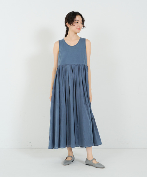 conges payes ADIEU TRISTESSE（コンジェ ペイエ アデュートリステス）の「2重布帛ノースリーブワンピース（ワンピース・レディース・アイボリー/ブルーグレー/ブラック/ライトグレー・FREE）」の4枚目の写真