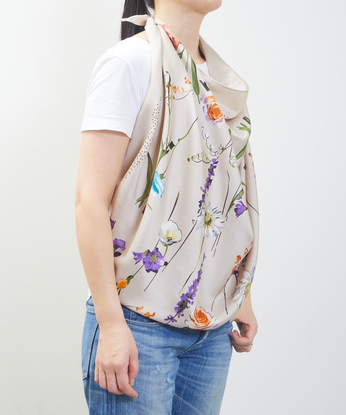 SZT: シルク100％ SILK100％ 110cm×110cm フラワープリント 超