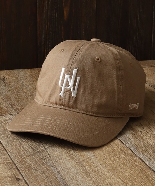 UNIVERSAL OVERALL（ユニバーサルオーバーオール）の「【UNIVERSAL OVERALL/ユニバーサルオーバーオール】UNロゴ刺繍 6パネル コットンツイルキャップ（キャップ・メンズ・ブラック/ベージュ/ネイビー・FREE）」の7枚目の写真