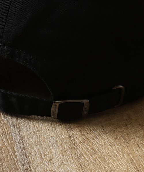 UNIVERSAL OVERALL（ユニバーサルオーバーオール）の「【UNIVERSAL OVERALL/ユニバーサルオーバーオール】UNロゴ刺繍 6パネル コットンツイルキャップ（キャップ・メンズ・ブラック/ベージュ/ネイビー・FREE）」の13枚目の写真