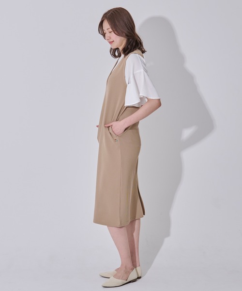 Arnold Palmer（アーノルドパーマー）の「ワッフル Vネック ジャンパースカート（ジャンパースカート・レディース・ブラック/ライトベージュ・S/M/L）」の8枚目の写真