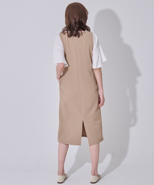 Arnold Palmer（アーノルドパーマー）の「ワッフル Vネック ジャンパースカート（ジャンパースカート・レディース・ブラック/ライトベージュ・S/M/L）」の9枚目の写真