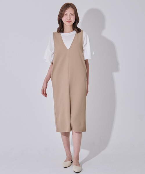 Arnold Palmer（アーノルドパーマー）の「ワッフル Vネック ジャンパースカート（ジャンパースカート・レディース・ブラック/ライトベージュ・S/M/L）」の7枚目の写真