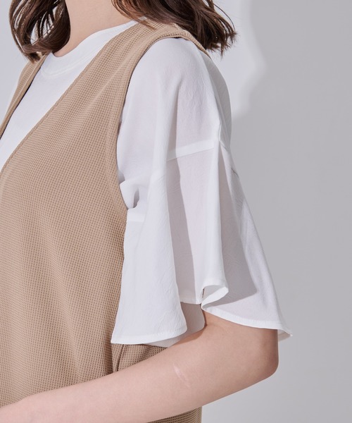 Arnold Palmer（アーノルドパーマー）の「ワッフル Vネック ジャンパースカート（ジャンパースカート・レディース・ブラック/ライトベージュ・S/M/L）」の4枚目の写真