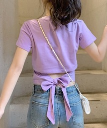 さりげない肌見せがかわいい。ウエスト見せ バックリボン Tシャツ