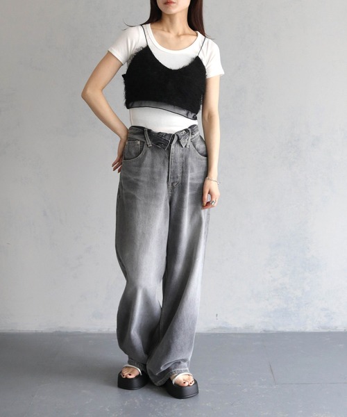 cheriella(シェリエラ)の「【cheriella】UネックベーシックTシャツ(Tシャツ/カットソー・レディース・アイボリー/ブラック/ライトカーキ・FREE)」の13枚目の写真