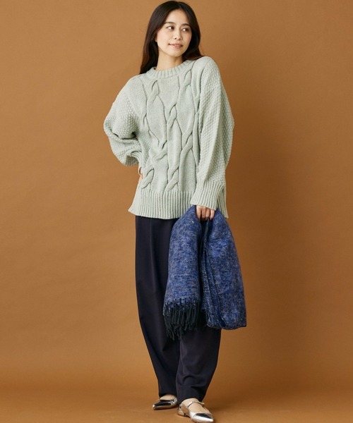 INED CLARO(イネドクラロ)の「ケーブルニットプルオーバー(ニット/セーター・レディース・グリーン/レッド/チャコールグレー・フリー)」の13枚目の写真