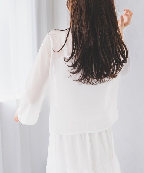 madrepadre(マドレパドレ)の「リボンシアーシャツブラウス(シャツ/ブラウス・レディース・ホワイト・MEDIUM/LARGE)」の6枚目の写真