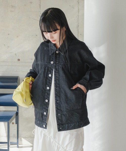 Kastane(カスタネ)の「【WEB限定/2サイズ展開】オーバーデニムジャケット(デニムジャケット・レディース・ブラック・M/L)」の5枚目の写真