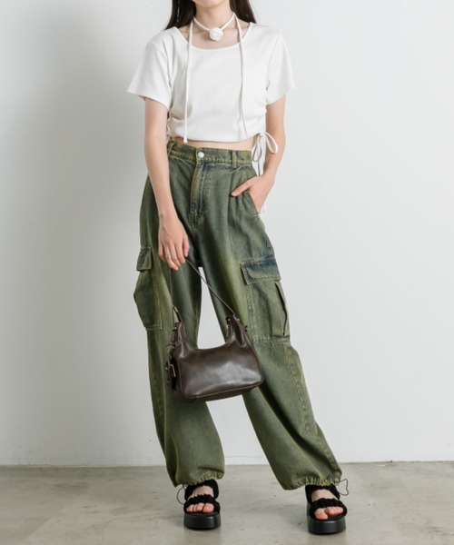 OLIVE des OLIVE（オリーブデオリーブ）の「バラチョーカー付きTシャツ 1041060900（Tシャツ/カットソー・レディース・オフホワイト/サックスブルー/レッド/ブラック・FREE）」の8枚目の写真