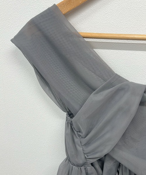 Futier land(フューティアランド)の「チュールアシンメトリーキャミソールトップス(キャミソール・レディース・アイボリー/ブラック/グレー/ブルー・FREE)」の18枚目の写真