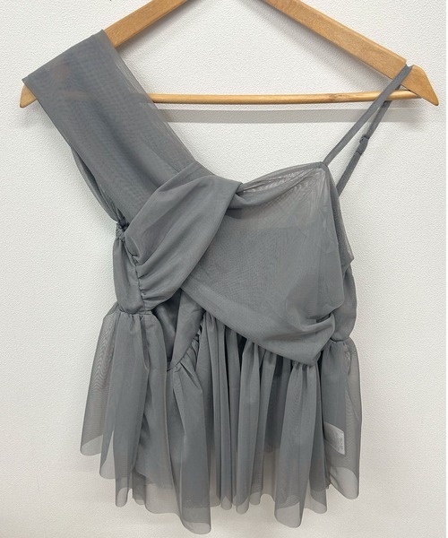 Futier land(フューティアランド)の「チュールアシンメトリーキャミソールトップス(キャミソール・レディース・アイボリー/ブラック/グレー/ブルー・FREE)」の12枚目の写真