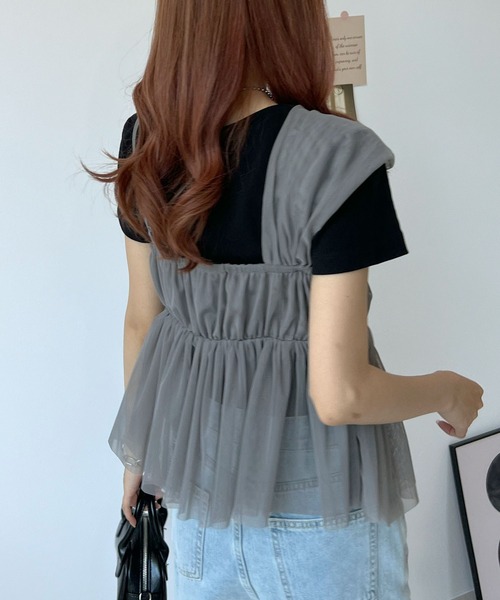 Futier land(フューティアランド)の「チュールアシンメトリーキャミソールトップス(キャミソール・レディース・アイボリー/ブラック/グレー/ブルー・FREE)」の13枚目の写真