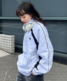 ROMANTIC CROWN | A'GEM/9 × .kom 『ROMANTIC CROWN/ロマンティック クラウン』 SPORTY HALFZIPUP/スポーティー ハーフジップアップ(パーカー)